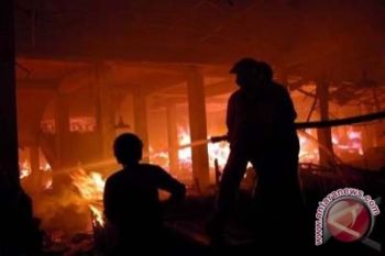 "Pasar Stres" Kota Magelang terbakar 