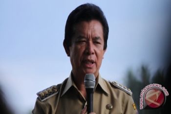 Bupati Minut santuni  korban hanyut