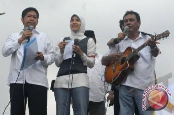 Sandrina Malakiano Caleg Dari Sulteng?