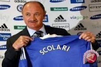 Scolari kantongi 50 nama untuk Piala Dunia  2014