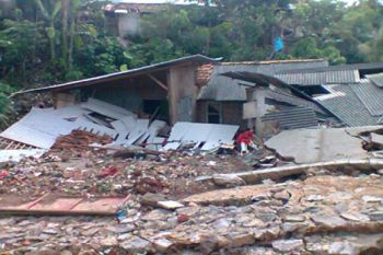 Rumah Rusak Akibat Banjir