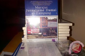 Buku "Merajut Jurnalisme Damai di Lampung" Terbit