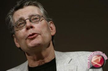  Stephen King kutuk senjata
