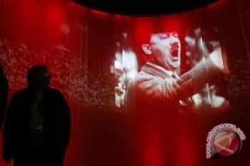  Rakyat Jerman Takkan Lupakan Kekejaman NAZI    