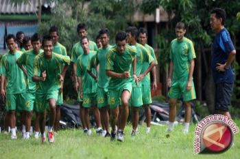 Presiden Minta Menpora Segera Reformasi Sepakbola Nasional