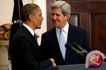 Menlu AS John Kerry dilantik di depan publik