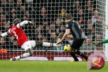 Liverpool Ditahan Arsenal 2-2