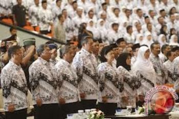 Pakar: Kembalikan Perekrutan Guru oleh Pemerintah Pusat