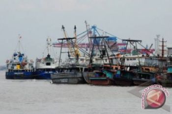 Cuaca Buruk, Kapal Berukuran Besar Tak Melaut