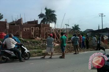 Warga Protes Lahan Fasilitas Umum Dijual Lagi