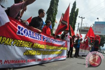 Pemerintah Didesak Keluarkan Perppu Pilkada