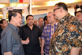 Pameran Pers