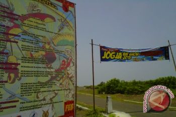 Jogja Air Show di Parangtritis ditunda sehari 