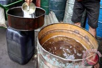 Minyak Tanah Langka di Bukittinggi dan Agam