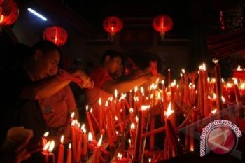 Merayakan Imlek Bersama Keluarga