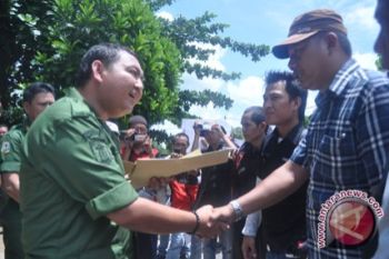 Wartawan Demo RSUD Waykanan