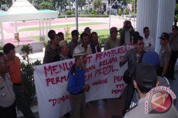 Warga Pertanyakan Komitmen Perusahaan Ke Pemkab Kolaka