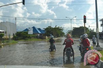 Dishub Baubau perbaiki PJU yang rusak