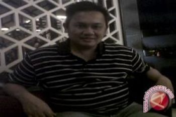 Farhat Abbas mengaku dilirik dua parpol