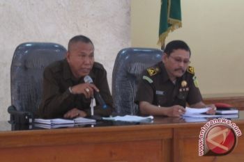 LSM akan laporkan tiga pejabat kejati ke jamwas