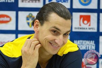 Ibrahimovic pemain terbaik Liga Prancis