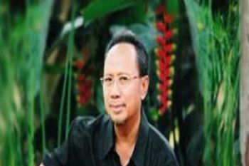 Ebiet dan Keindahan Desa Lolong