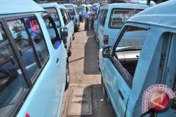 Angkutan umum Kulon Progo belum turunkan tarif