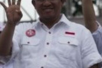 Usai Nyoblos Aher Nongkrong Bareng Wartawan