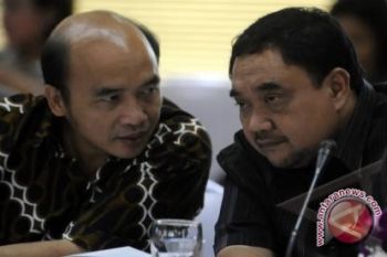 Ribuan media tak terbit karena hukuman masyarakat