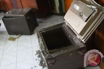 Toko Busana Muslim Dibobol Kawanan Maling