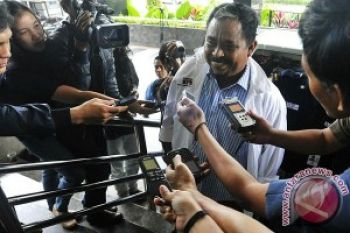 KPK Periksa Luthfi Hasan