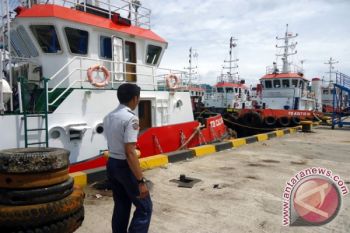 TUGBOAT PENGHELA TONGKANG NIKEL