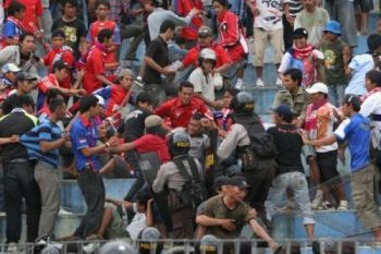 Superter PSIS Mengamuk