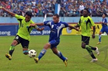 PSIS Ditahan Imbang Persiku 0-0