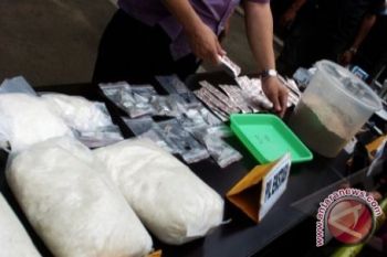 Ibu muda bisnis sabu untuk membeli susu anaknya
