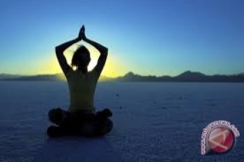 Mukesh India meriahkan Yoga Festival di Bali