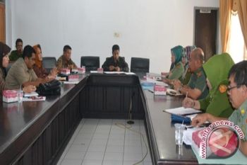 DPRD-Pemprov  Dengar Pendapat Kuota CPNSD 2013