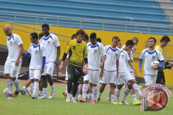Gubernur Jabar nonton Persib di Jakabaring Palembang  