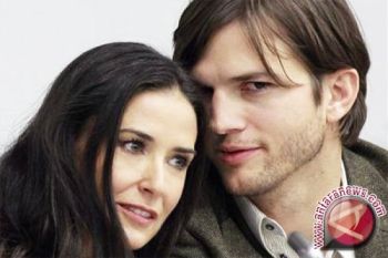  Demi Moore minta tunjangan mantan istri