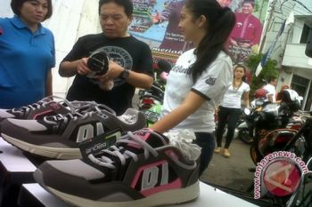 Sepatu Kets "DI" Dijual di Bandarlampung