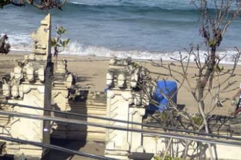 KUTA SAAT NYEPI