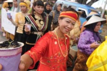 PAWAI PEREMPUAN