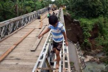 JEMBATAN SEMENTARA