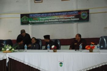 Kemenag-Disdik Pasaman Kerja Sama Bina Guru PAIS