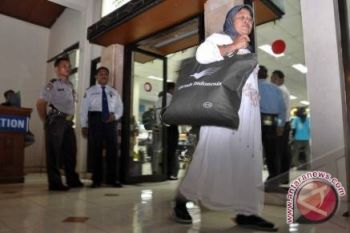 883 calhaj Lampung terancam batal berangkat