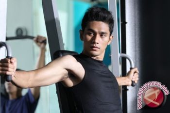  Zendhy Zain perankan gabungan Ronaldo dan Beckham