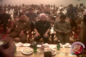 Gubernur se-Sumatera Rakor di Lampung