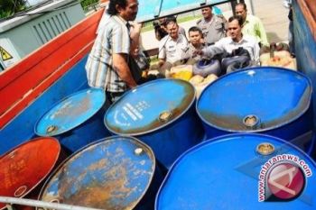 Polda Jambi amankan 1,5 ton solar ilegal