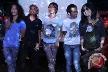 Bimbim Slank janji membuat lagu jaminan sosial ketenagakerjaan