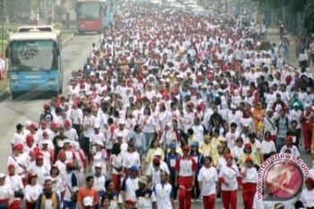 10.000 warga jalan kaki meriahkan ultah Sultan 